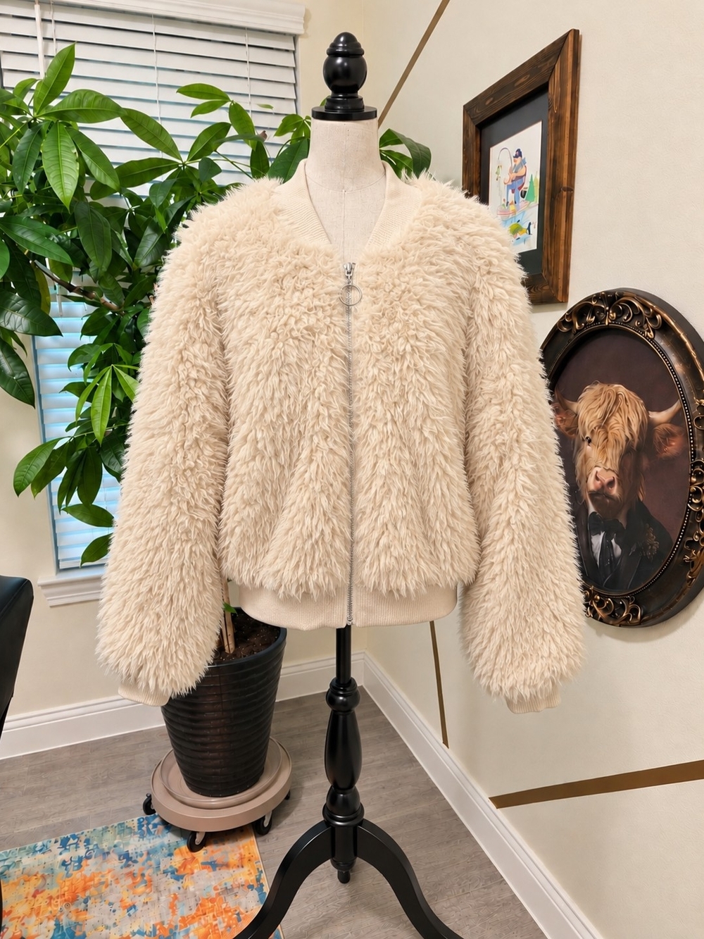 Plush Faux Fur Zip-Up Jacket in Cream